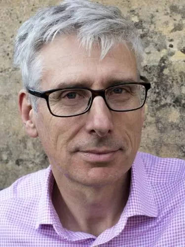 Simon Hooker